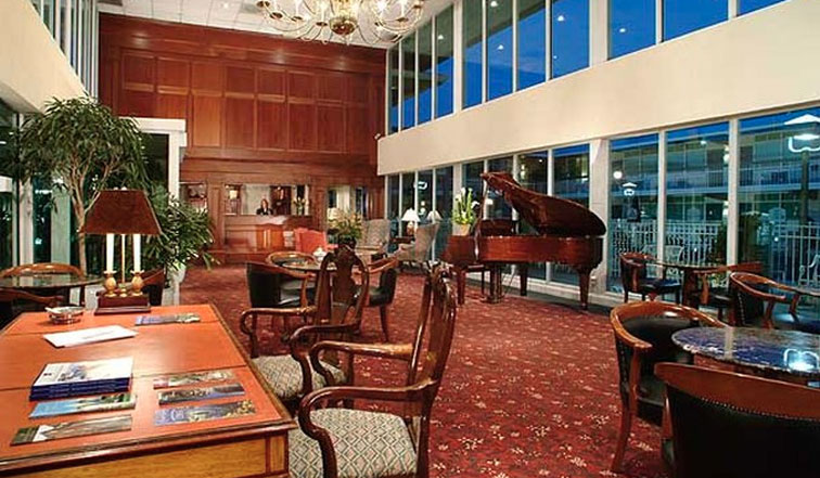 The lobby of the Brandywine Valley Inn in Wilmington, DE